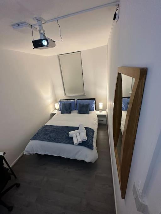 Small Cozy Private Bedroom Zone1 Londres Extérieur photo